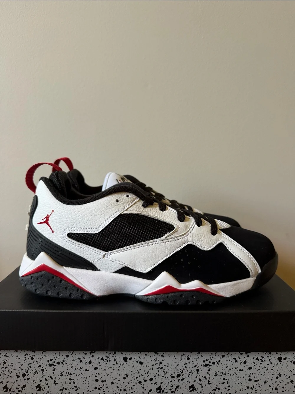 Air Jordan MVP 92 White Gym Red HQ3950-103 Men’s Size 9.5